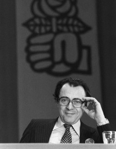 Michel Rocard, lors du congrès du PS de 1979. | ROBERT DELVAC / AFP